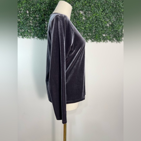 NY & Co Women's Y2K Blouse Top Crushed Velvet Gray Long Sleeve Small - Picture 3 of 9